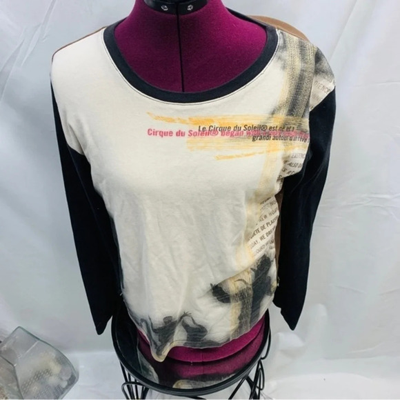 Cirque Du Soleil long sleeved shirt - Picture 5 of 8